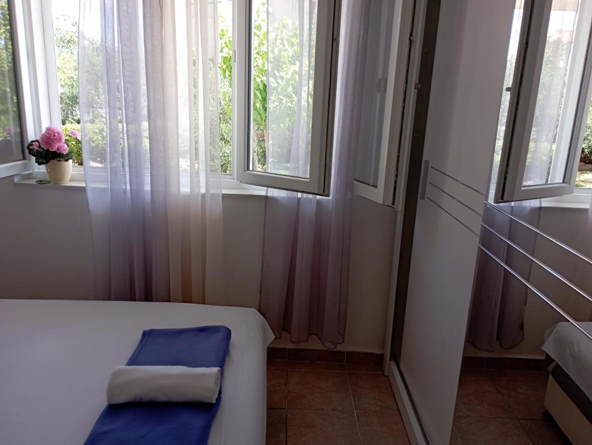 Apartmani Trubi 2 Vodice Extérieur photo